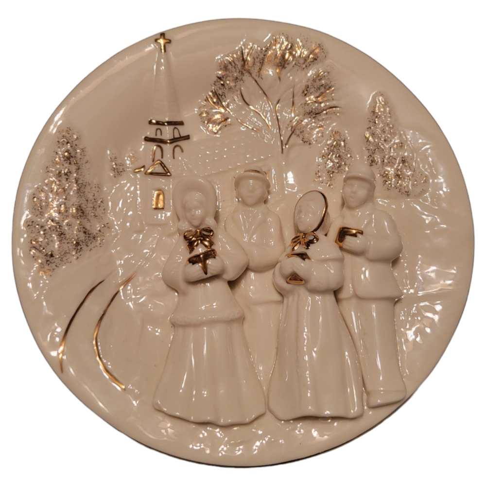 Mikasa Christmas Carolers 3D China Plate Accented In Gold